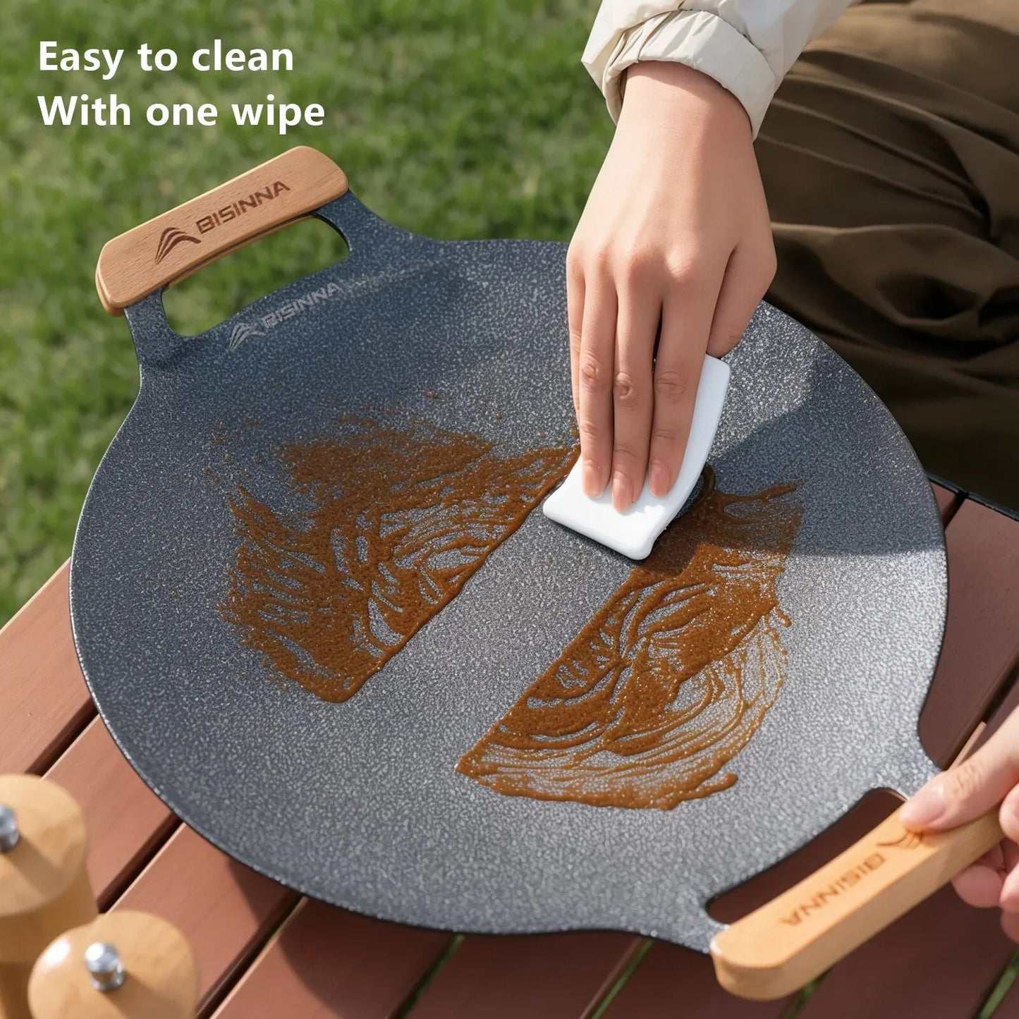 30CM Non-Stick Outdoor BBQ Grill Pan - Stovetop Baking Tray and Korean Roasting Plate for Camping Equipment, EP068